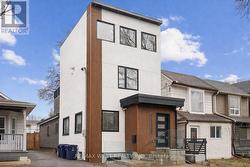 201 RHODES AVENUE Toronto, ON M4L 3A2