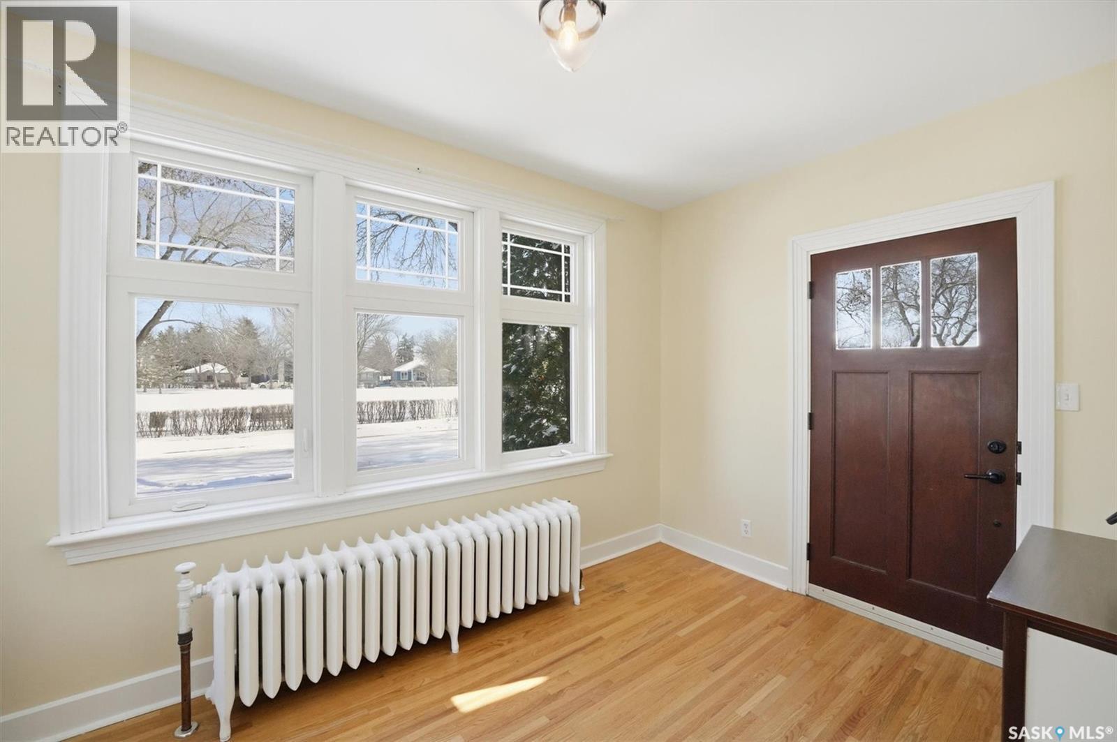 921 10Th Avenue N, Saskatoon, SK - Indoor Photo Showing Other Room