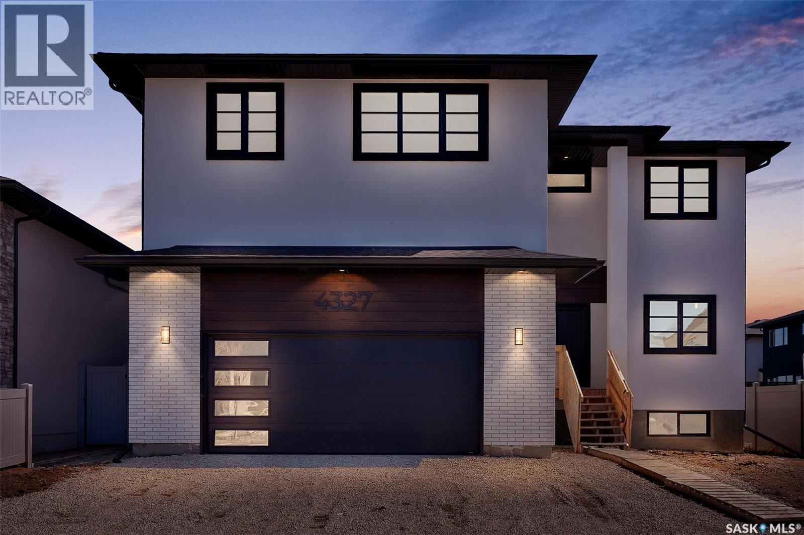 4327 Wild Rose Drive, Regina, SK - Outdoor
