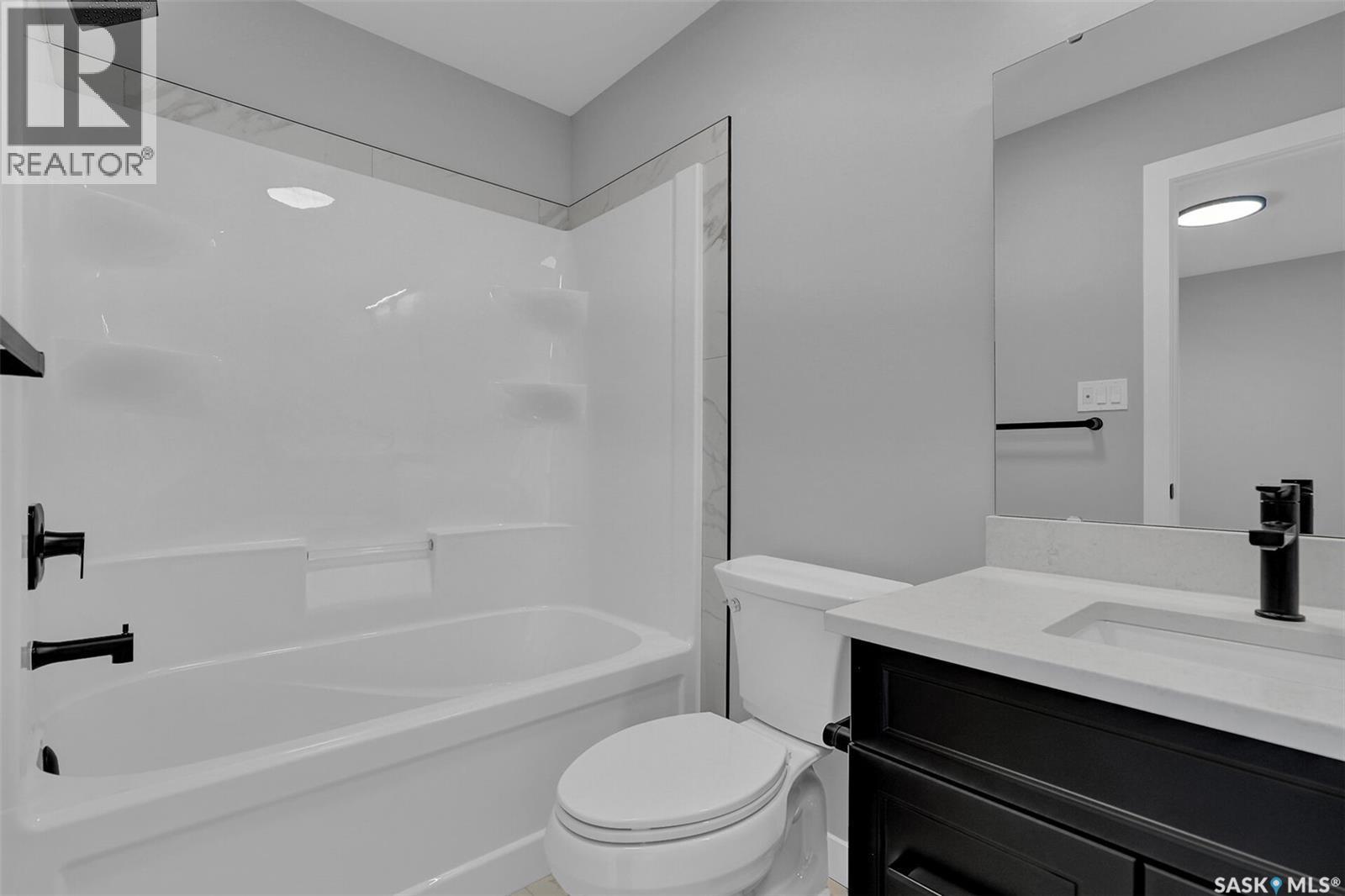 4327 Wild Rose Drive, Regina, SK - Indoor Photo Showing Bathroom