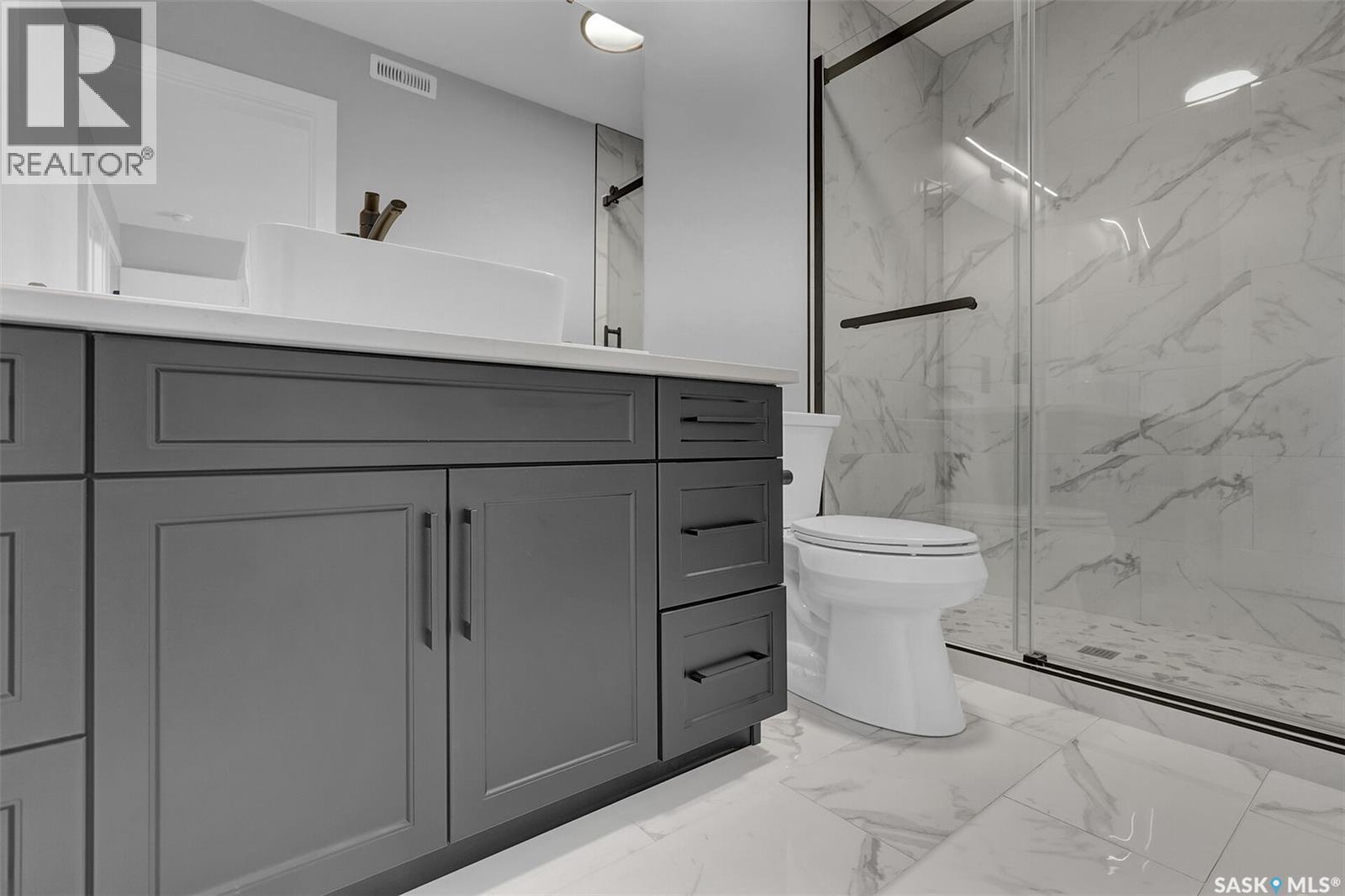 4327 Wild Rose Drive, Regina, SK - Indoor Photo Showing Bathroom
