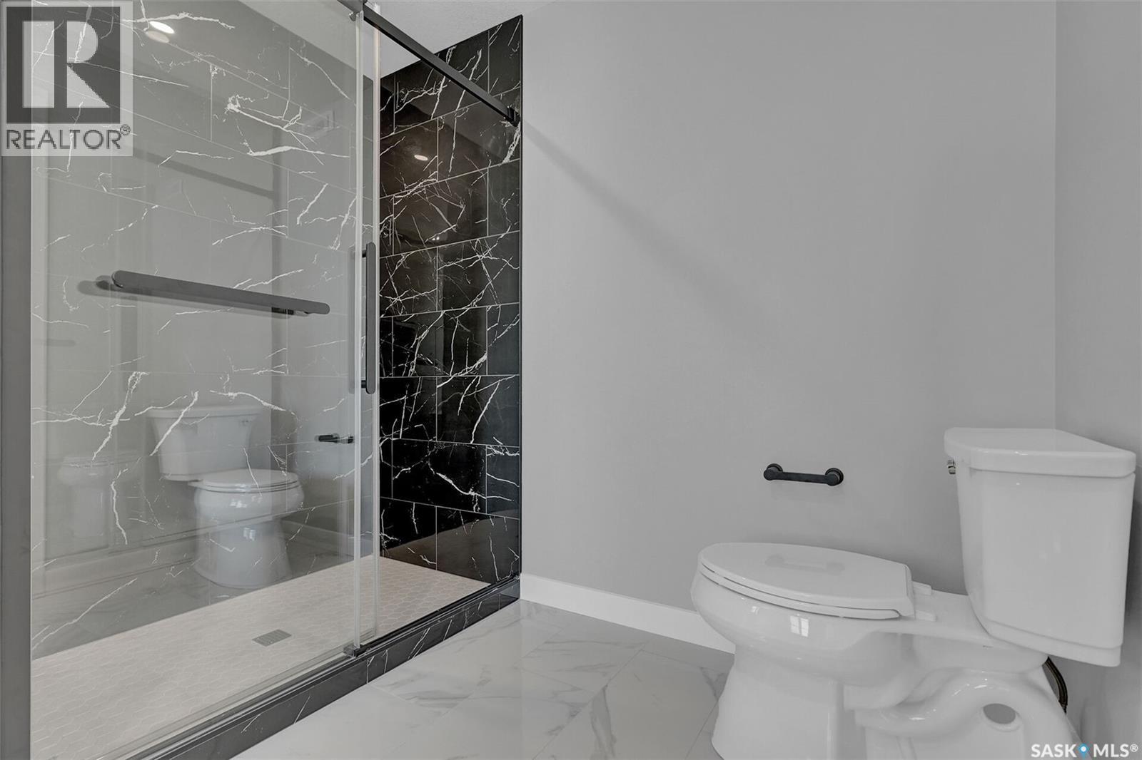 4327 Wild Rose Drive, Regina, SK - Indoor Photo Showing Bathroom