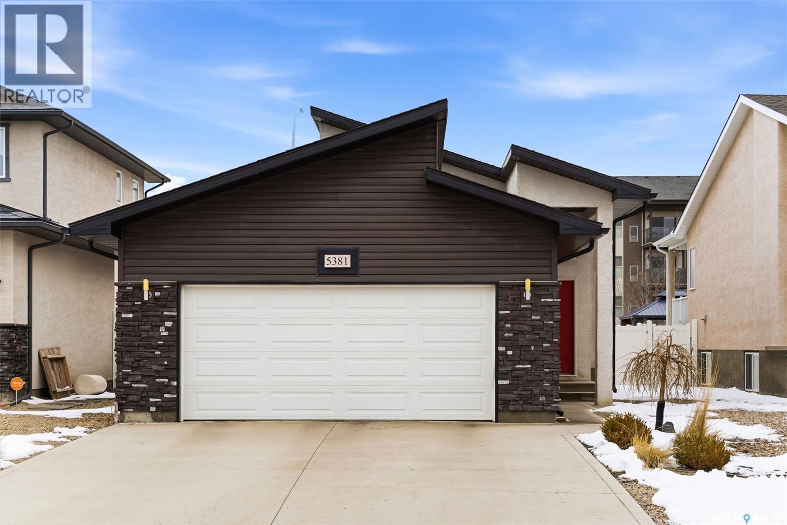 5381 Mckenna Crescent, Regina, SK - Outdoor With Exterior