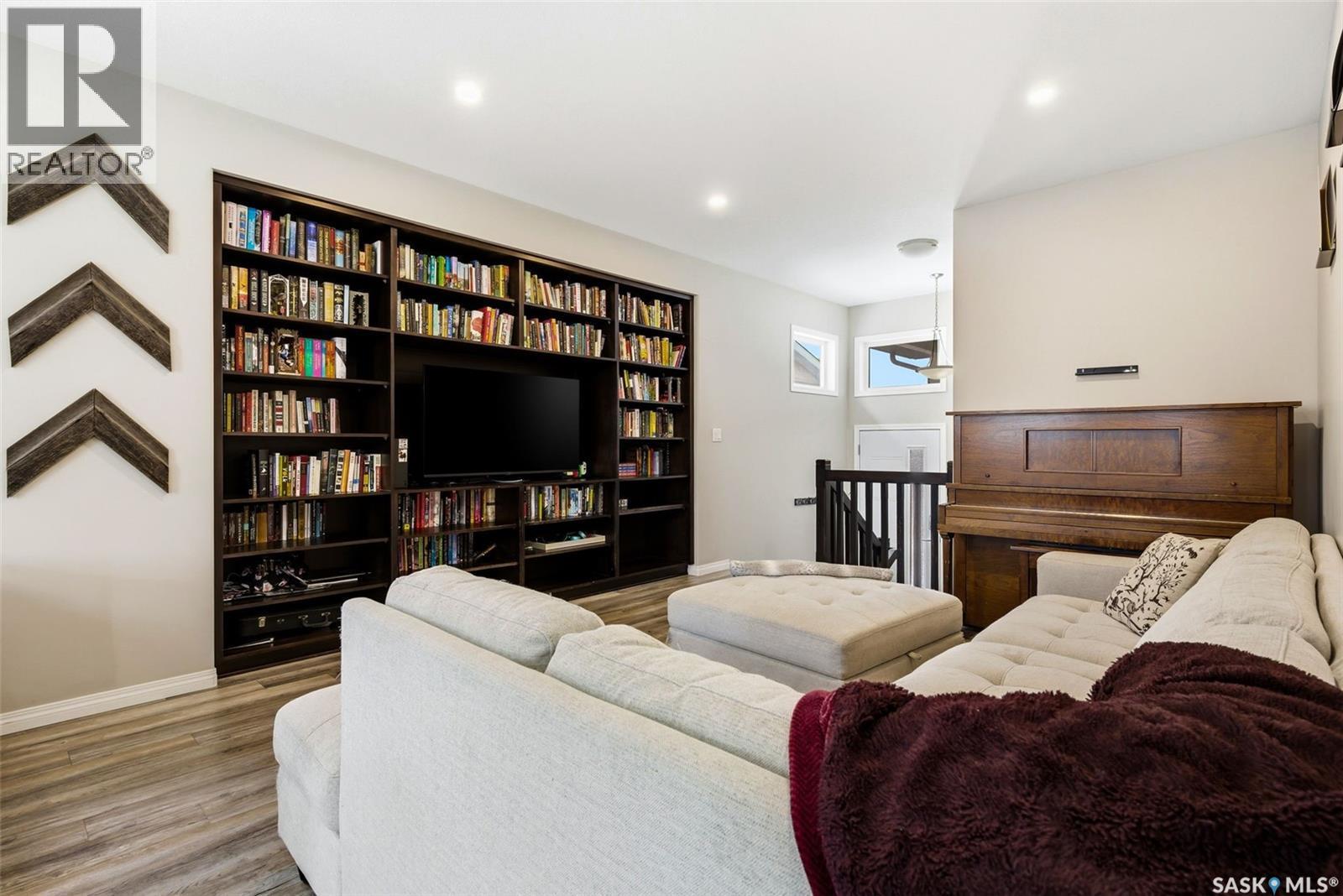 5381 Mckenna Crescent, Regina, SK - Indoor