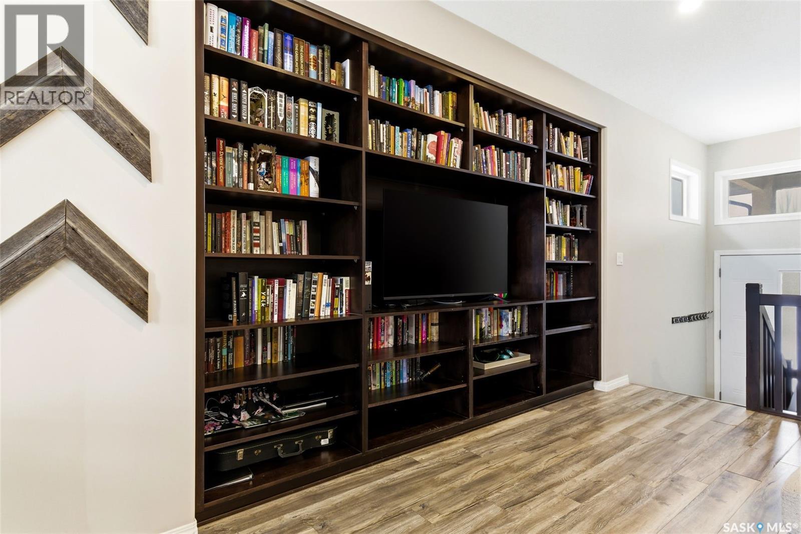 5381 Mckenna Crescent, Regina, SK - Indoor Photo Showing Office