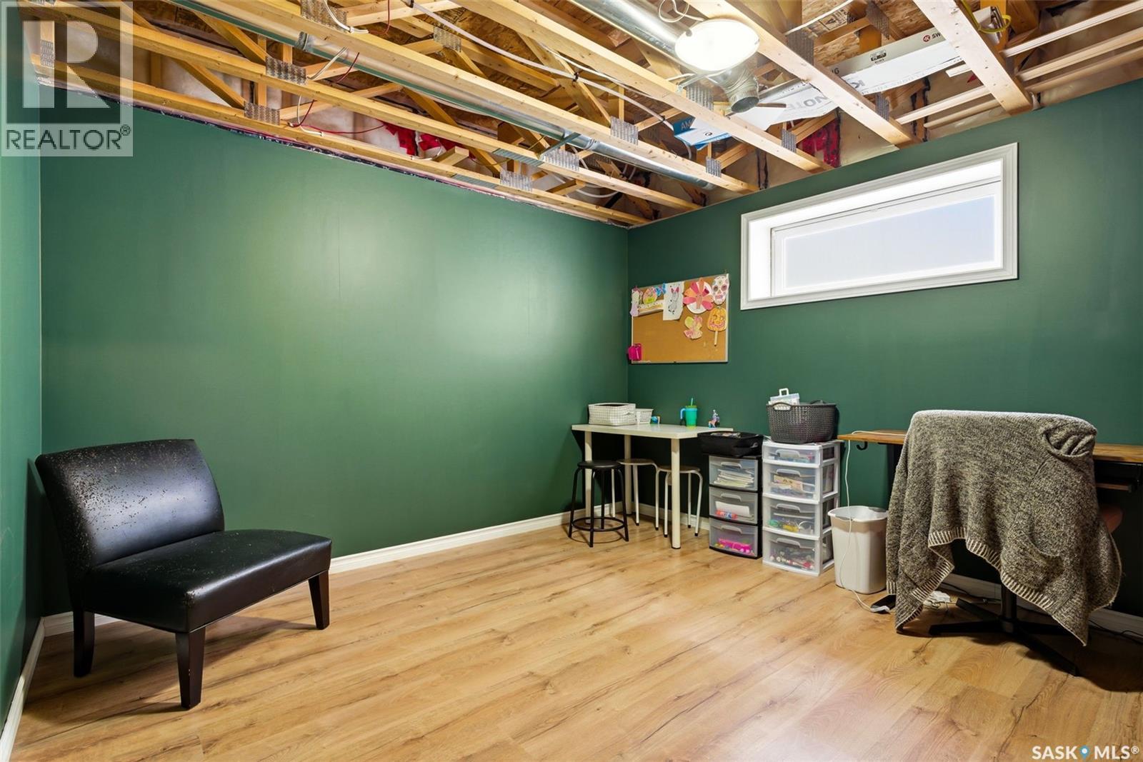 5381 Mckenna Crescent, Regina, SK - Indoor