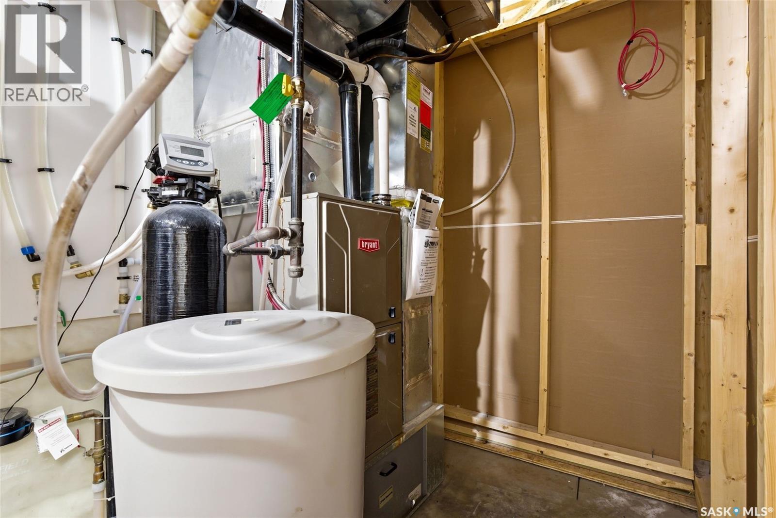5381 Mckenna Crescent, Regina, SK - Indoor Photo Showing Basement