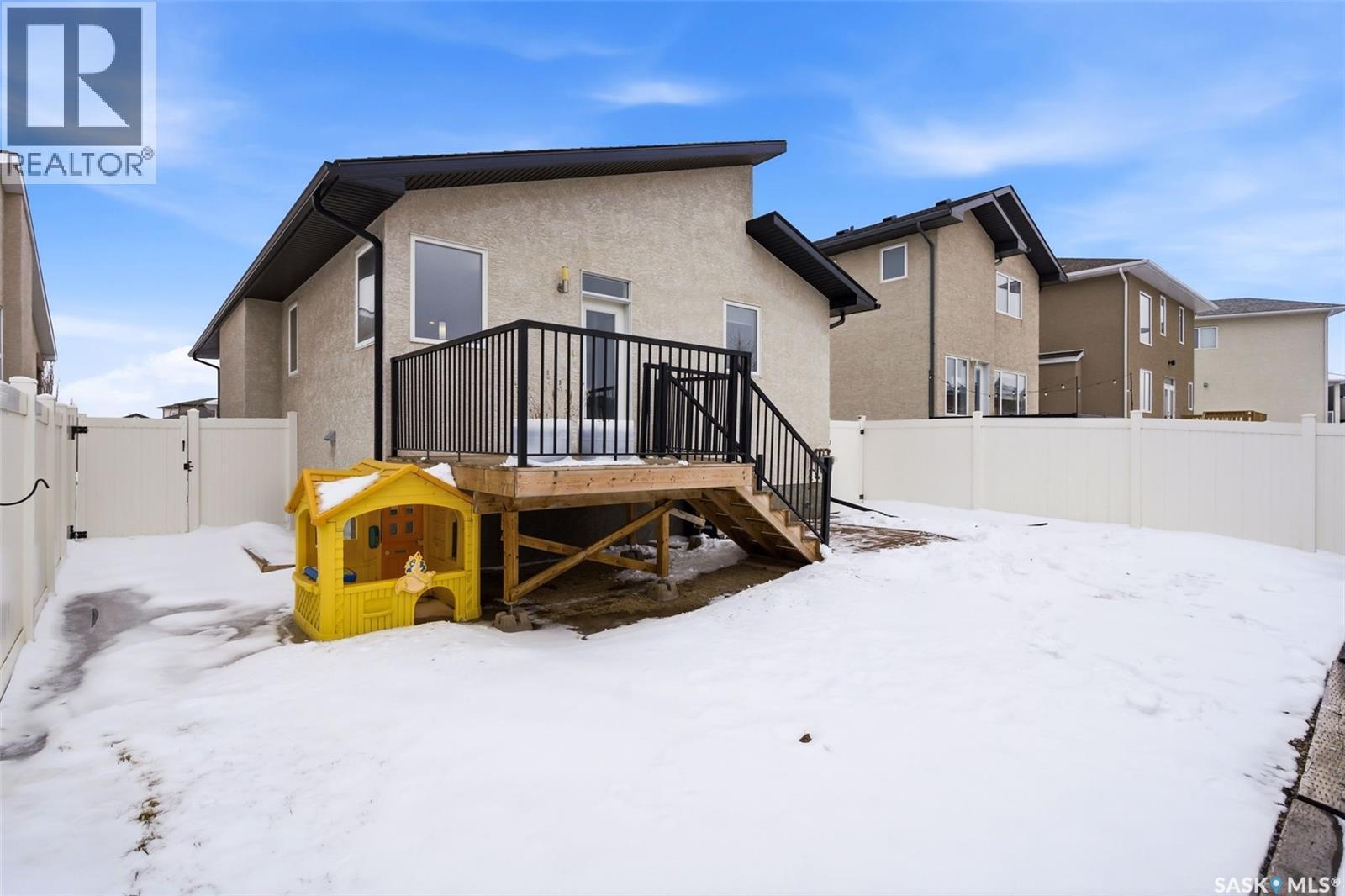 5381 Mckenna Crescent, Regina, SK - Outdoor With Deck Patio Veranda With Exterior