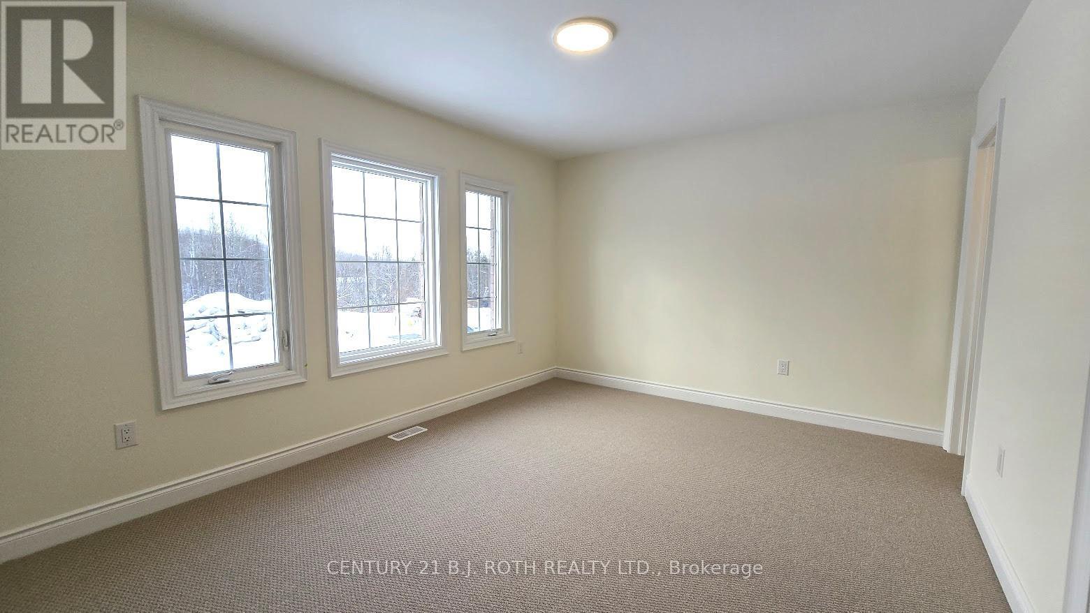 61 Ruby Ridge, Oro-Medonte, ON - Indoor Photo Showing Other Room