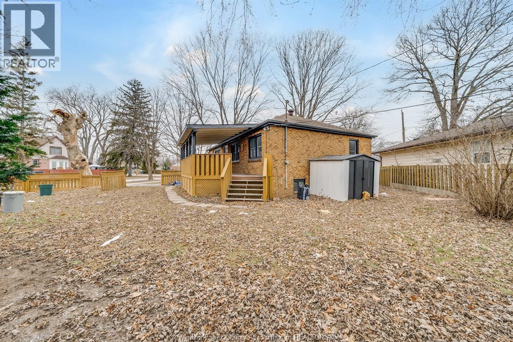 1114 Edward Unit# Upper, Windsor, ON - Outdoor