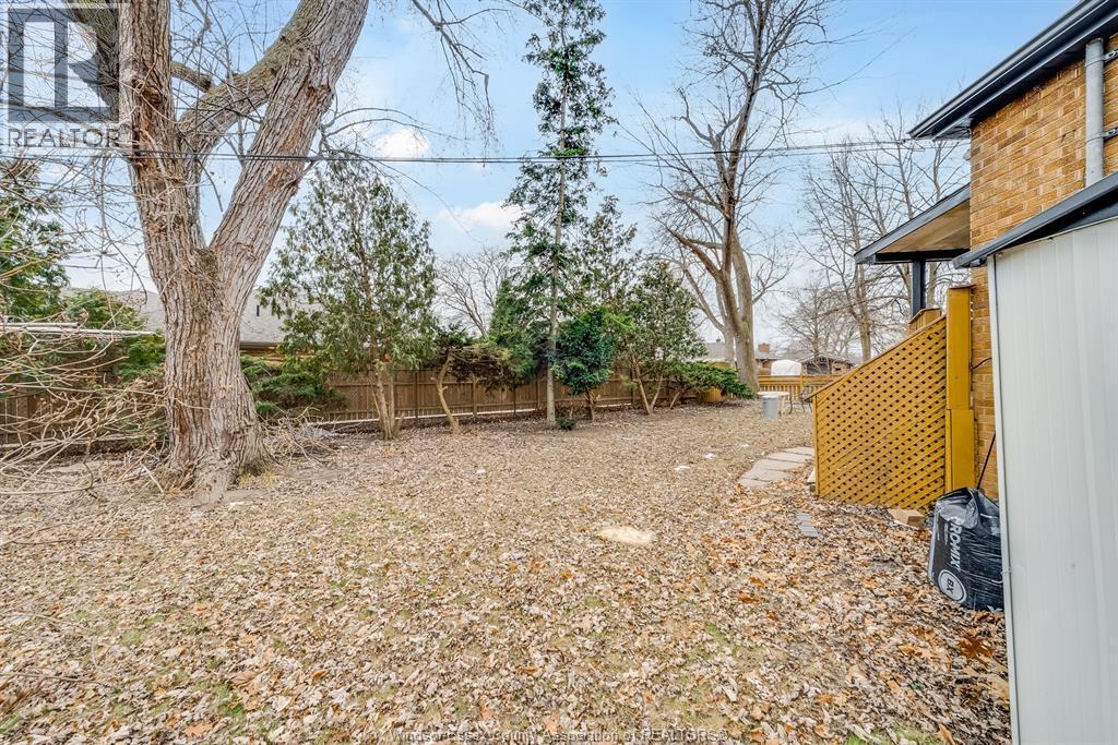 1114 Edward Unit# Upper, Windsor, ON - Outdoor