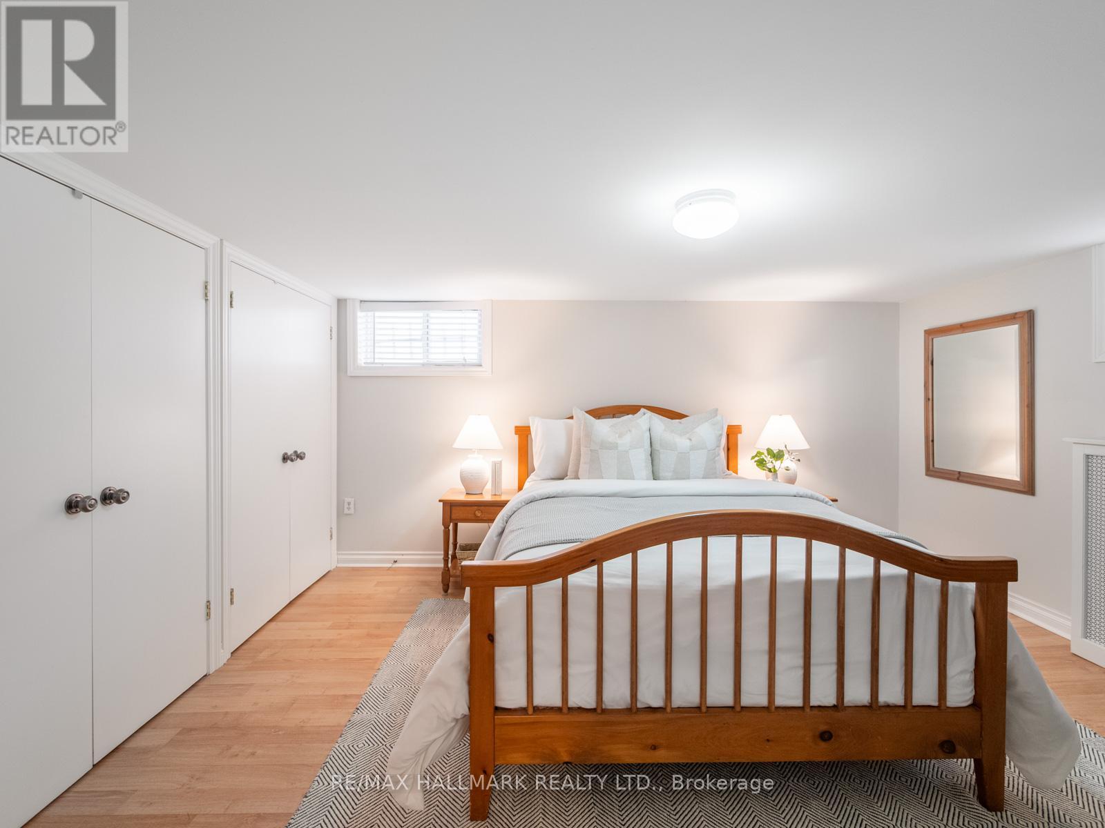 8 Glenvale Boulevard, Toronto, ON - Indoor Photo Showing Other Room