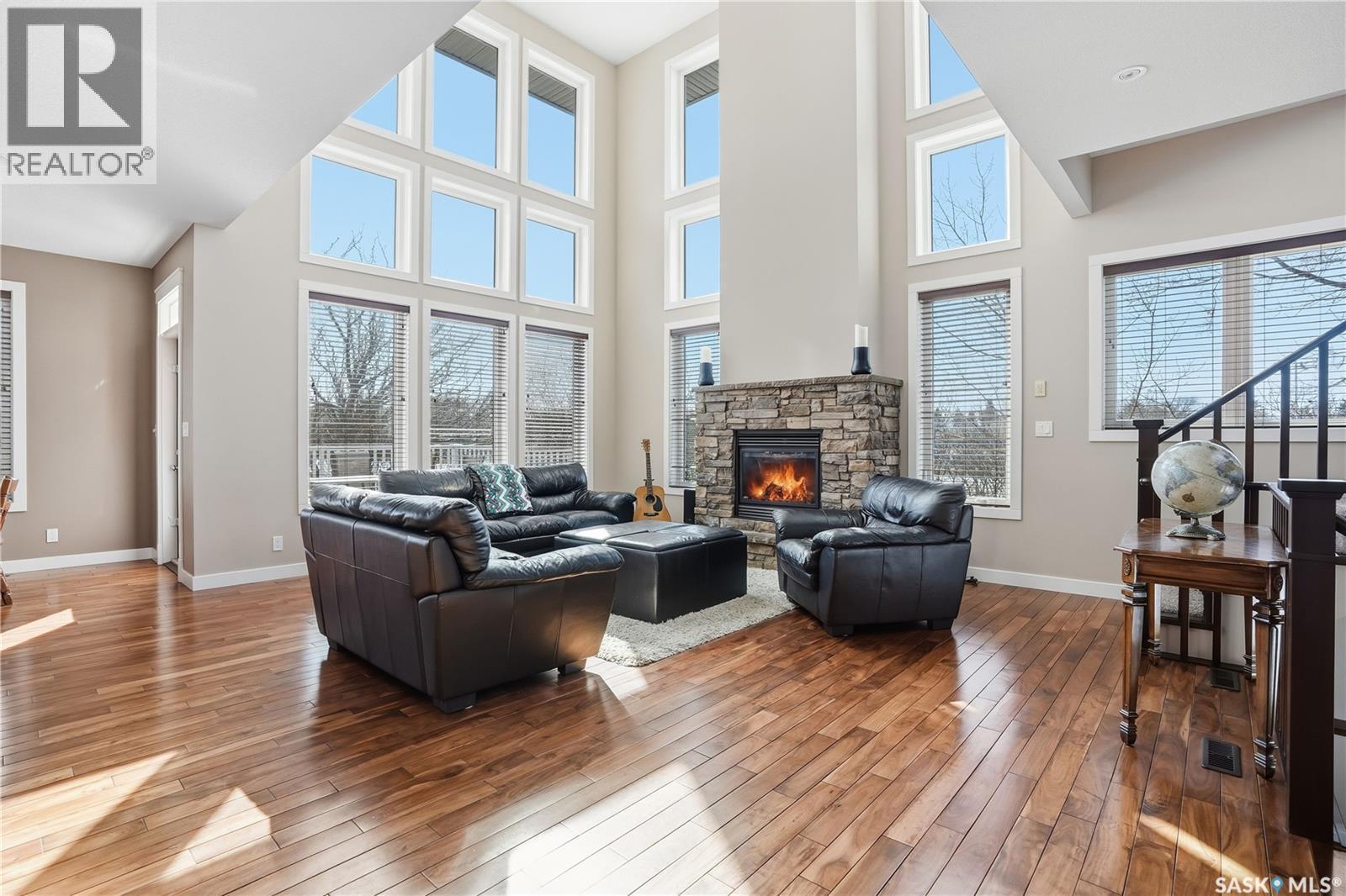 3229 18Th Avenue, Regina, SK - Indoor Photo Showing Living Room With Fireplace