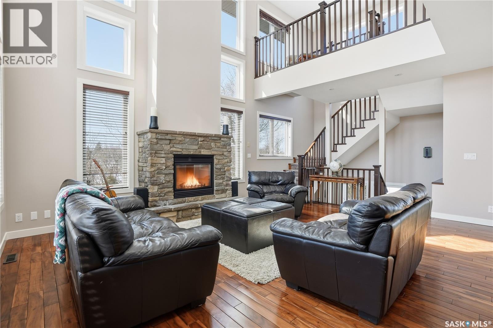 3229 18Th Avenue, Regina, SK - Indoor Photo Showing Living Room With Fireplace