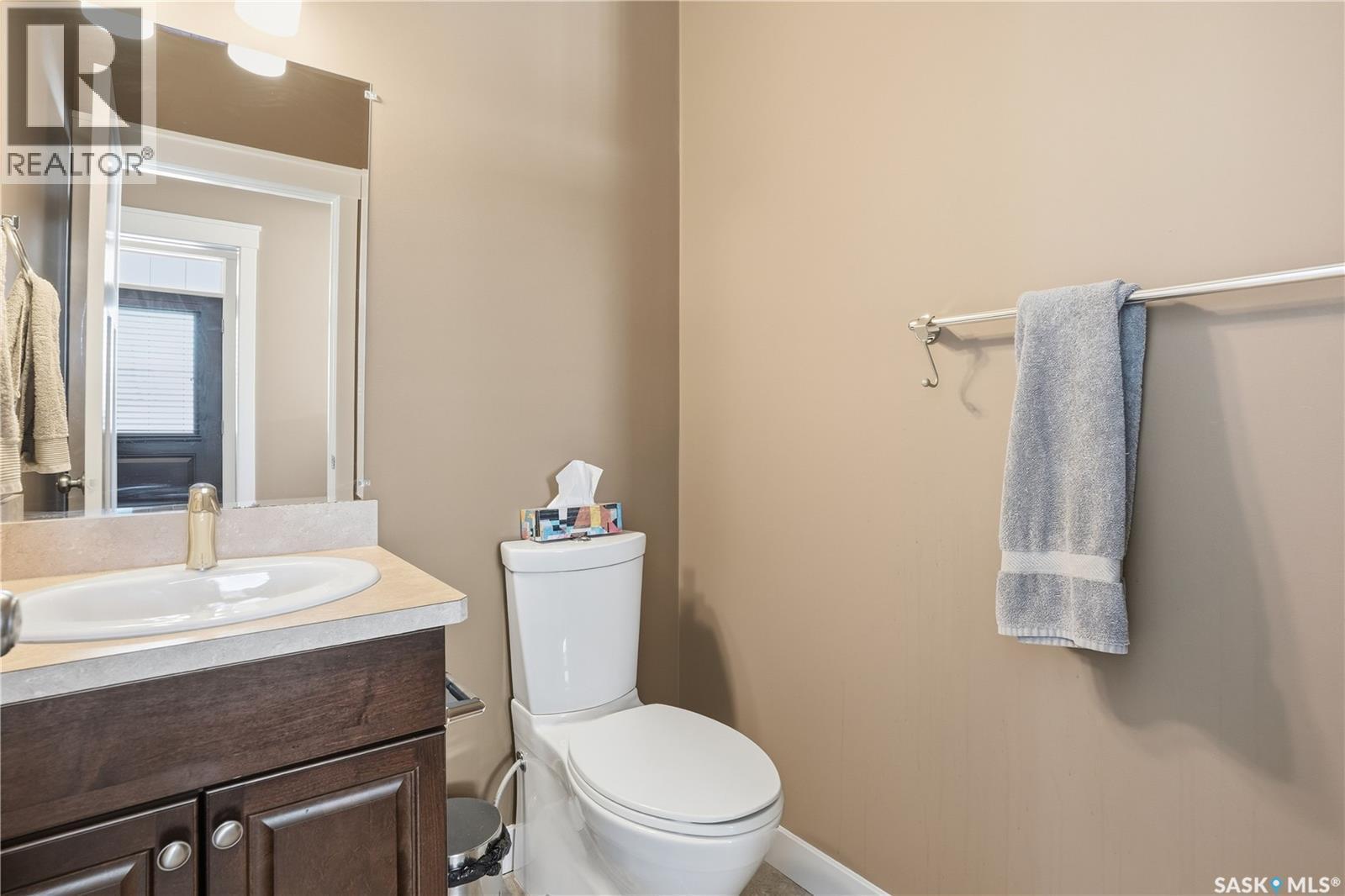 3229 18Th Avenue, Regina, SK - Indoor Photo Showing Bathroom