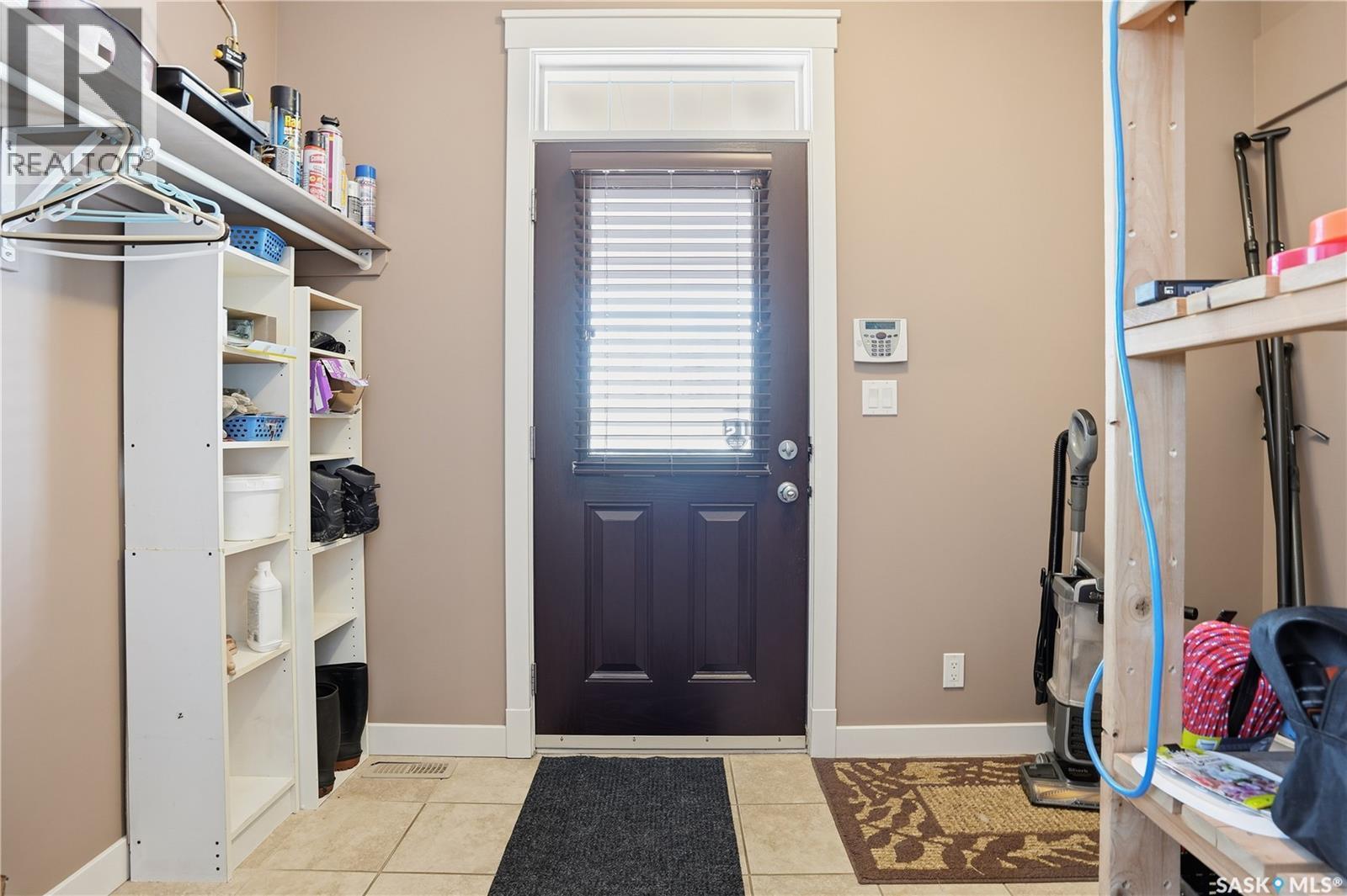 3229 18Th Avenue, Regina, SK - Indoor Photo Showing Other Room