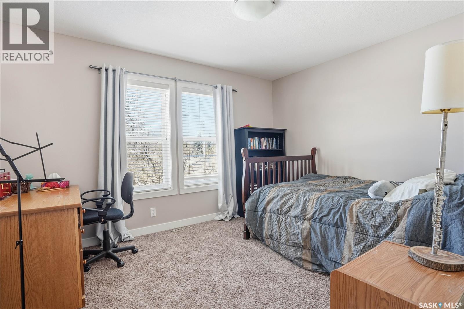 3229 18Th Avenue, Regina, SK - Indoor Photo Showing Bedroom