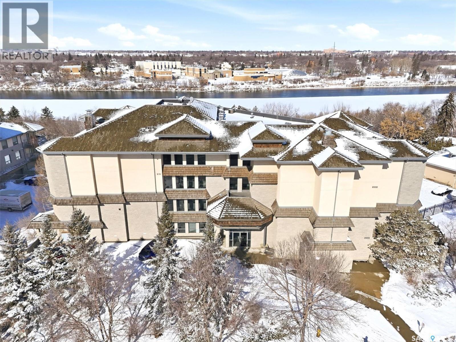 402 615 Saskatchewan Crescent W, Saskatoon, SK - Outdoor