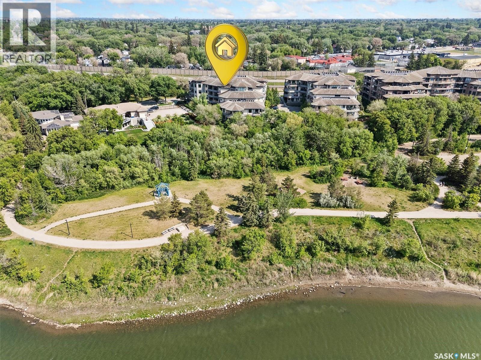 402 615 Saskatchewan Crescent W, Saskatoon, SK - Outdoor With Body Of Water With View