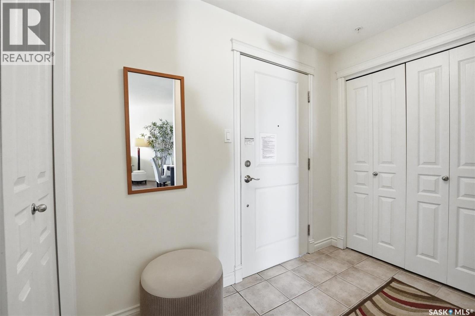 402 615 Saskatchewan Crescent W, Saskatoon, SK - Indoor Photo Showing Other Room