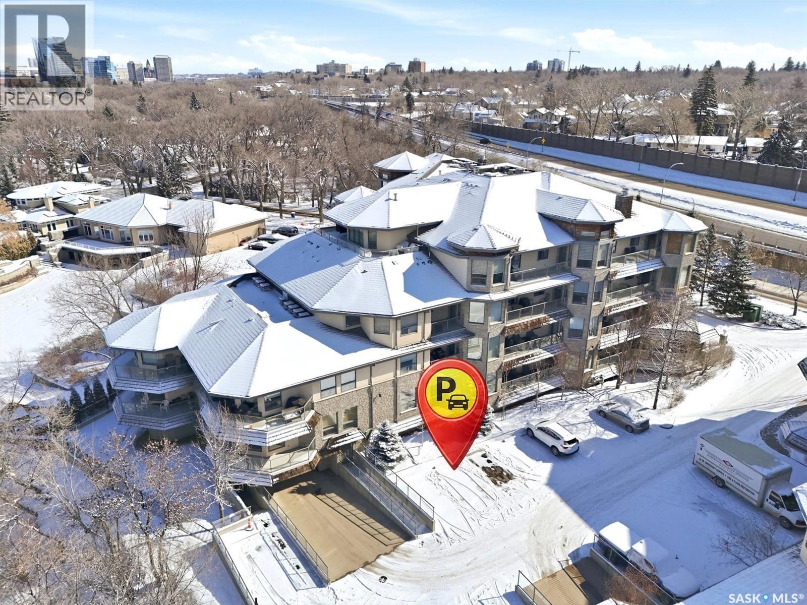402 615 Saskatchewan Crescent W, Saskatoon, SK - Outdoor With View