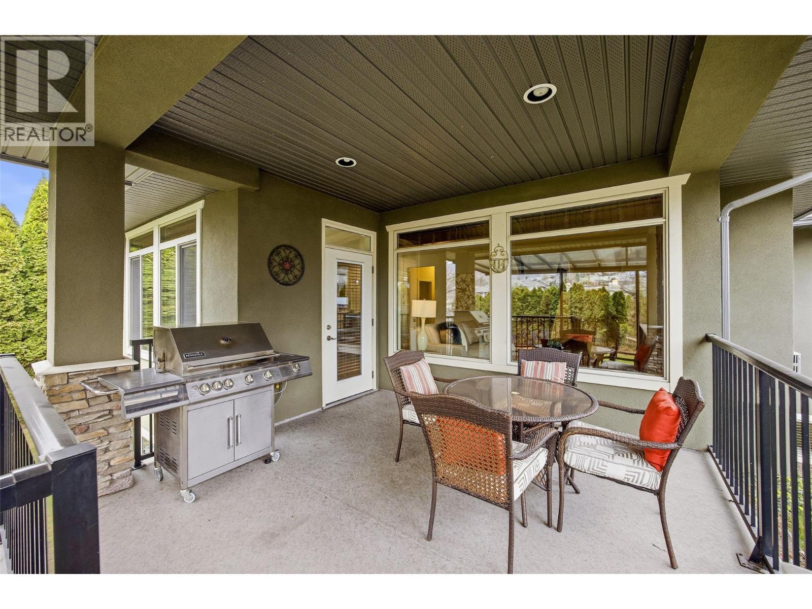 647 Peridot Place, Kelowna, BC - Outdoor With Deck Patio Veranda With Exterior