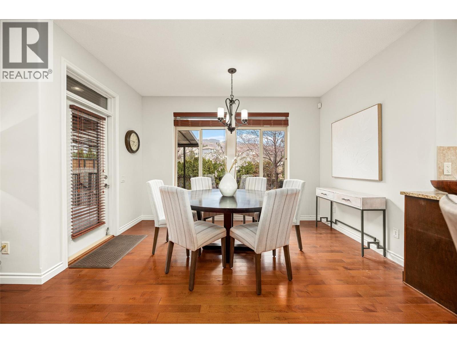 647 Peridot Place, Kelowna, BC - Outdoor With Exterior