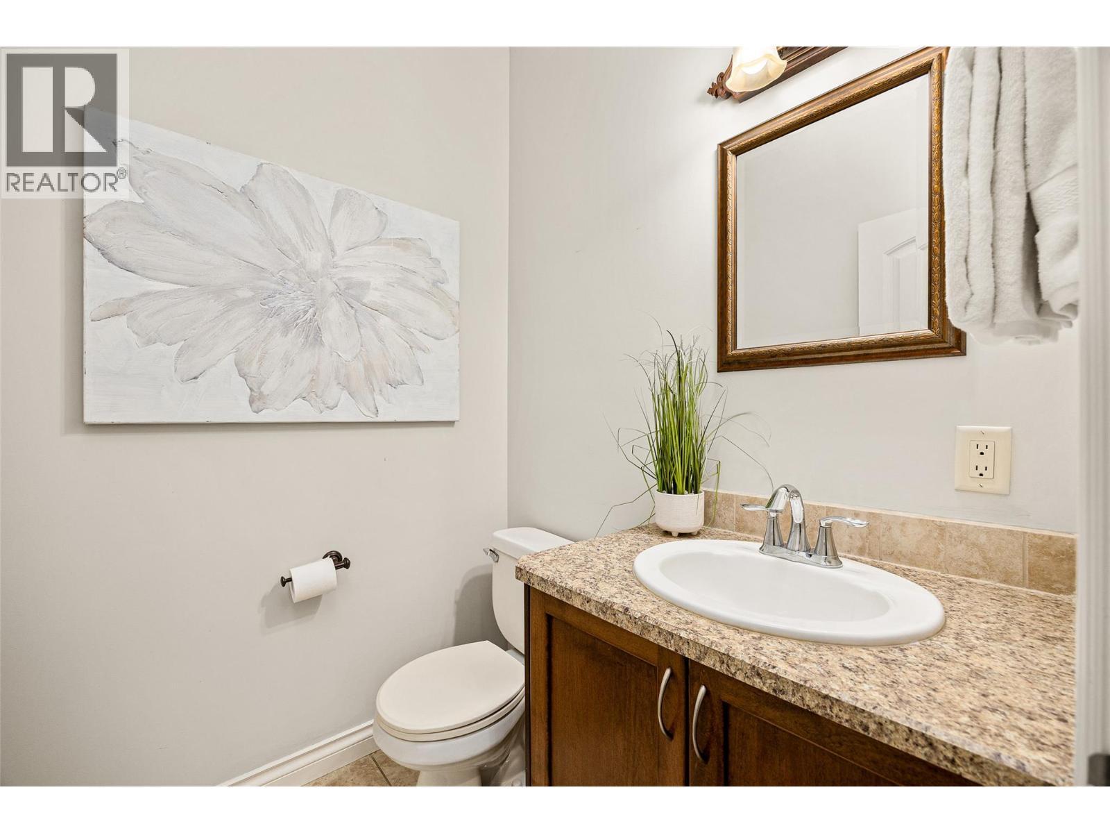 647 Peridot Place, Kelowna, BC - Outdoor With View