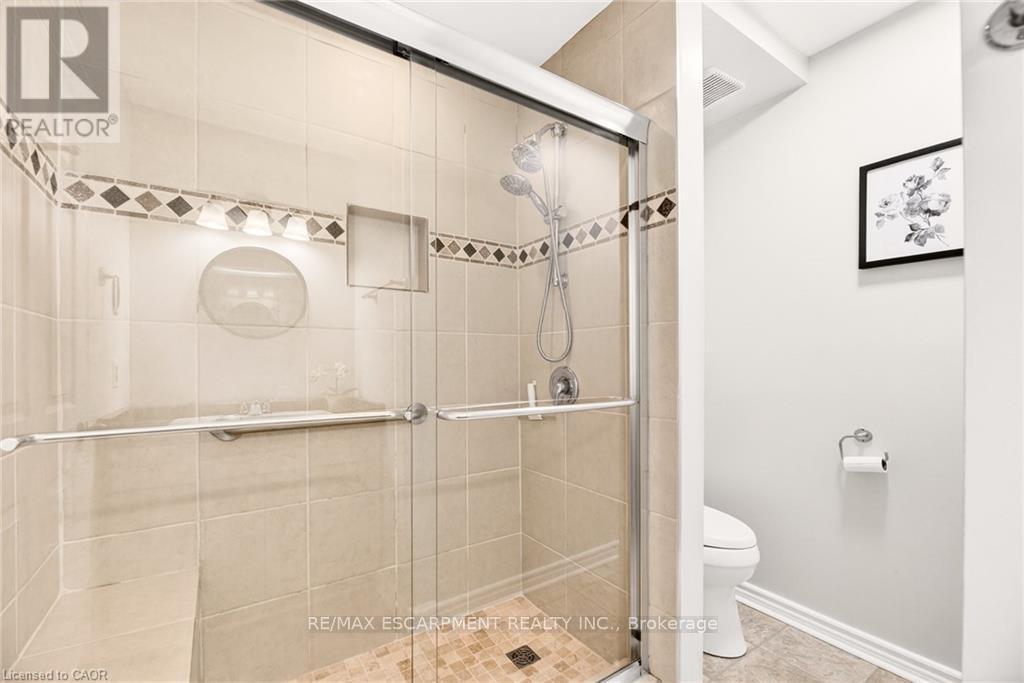 101 - 201 Dorchester Boulevard, St. Catharines, ON - Indoor Photo Showing Bathroom