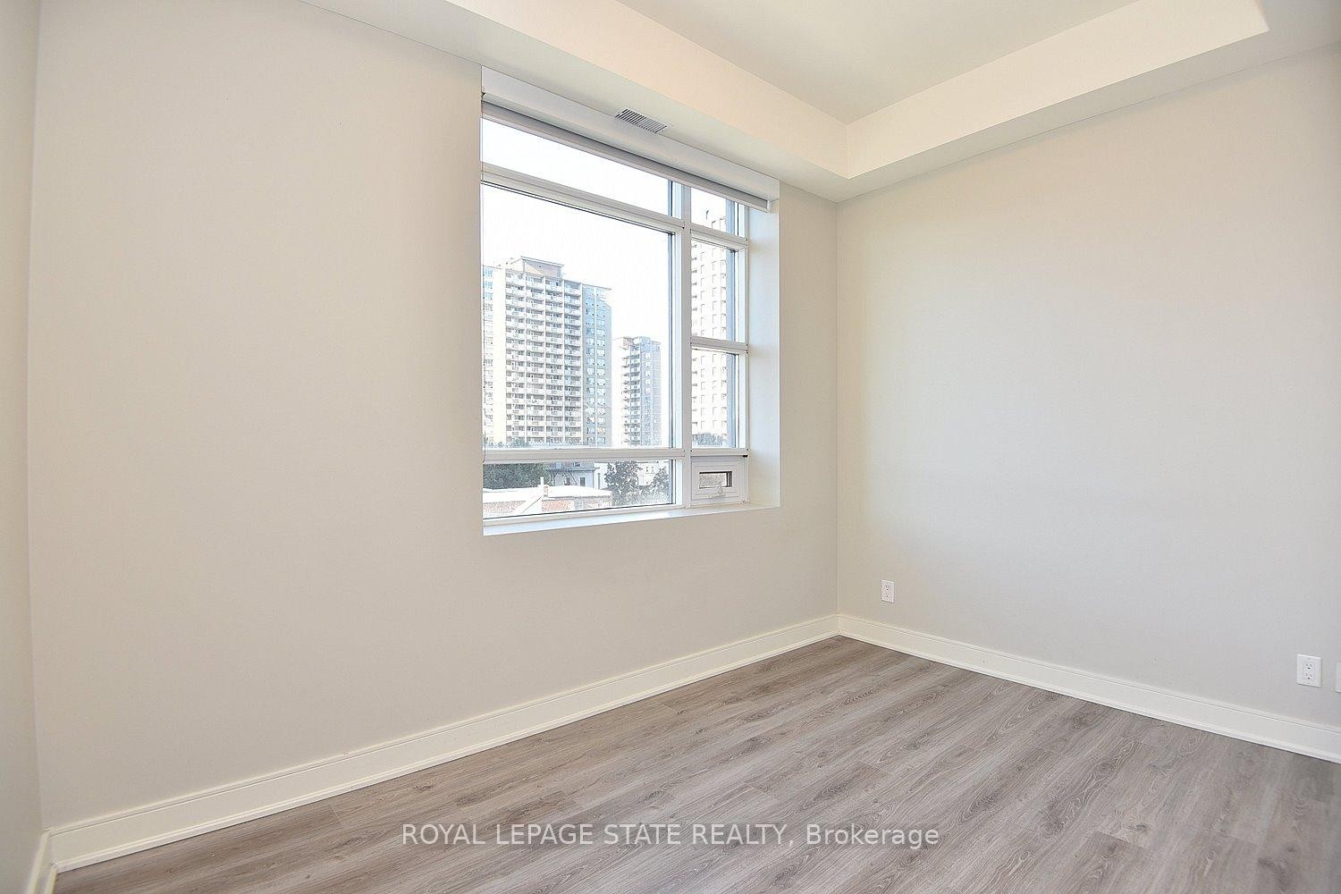 603-150 Main Street W, Hamilton, ON - Indoor Photo Showing Other Room