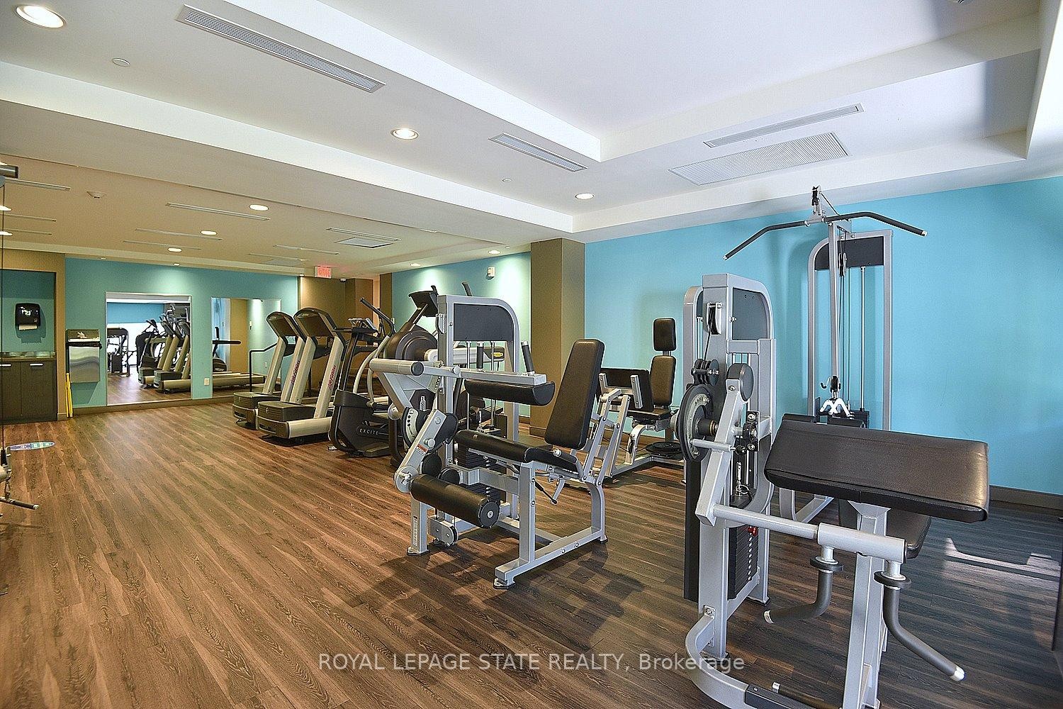 603-150 Main Street W, Hamilton, ON - Indoor Photo Showing Gym Room