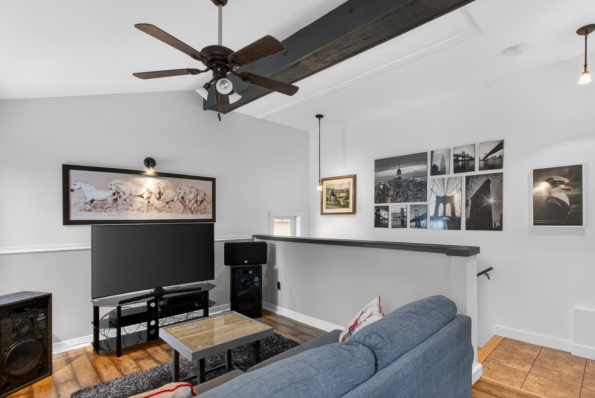 Family Room - 1696 Ch. Du Rapide, Rivière-Rouge, QC - Indoor