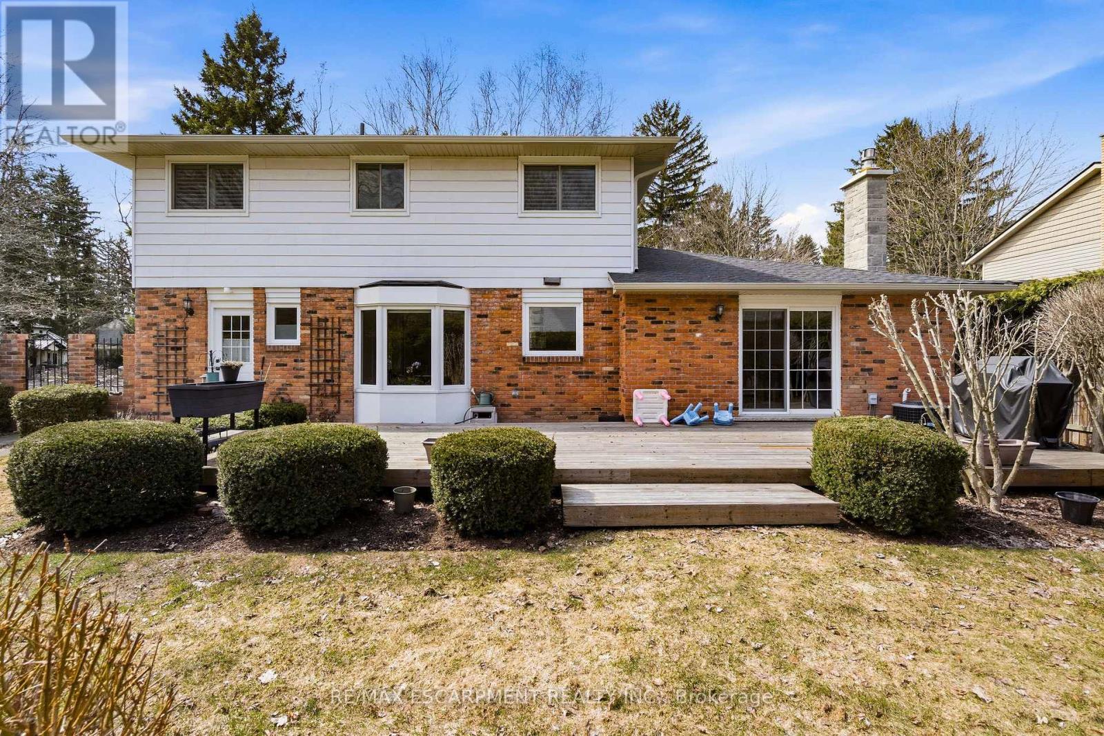 3 Postans Path, Hamilton, ON - Outdoor