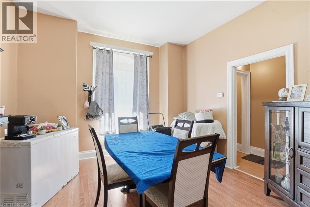 211 West Avenue N, Hamilton, ON - Indoor