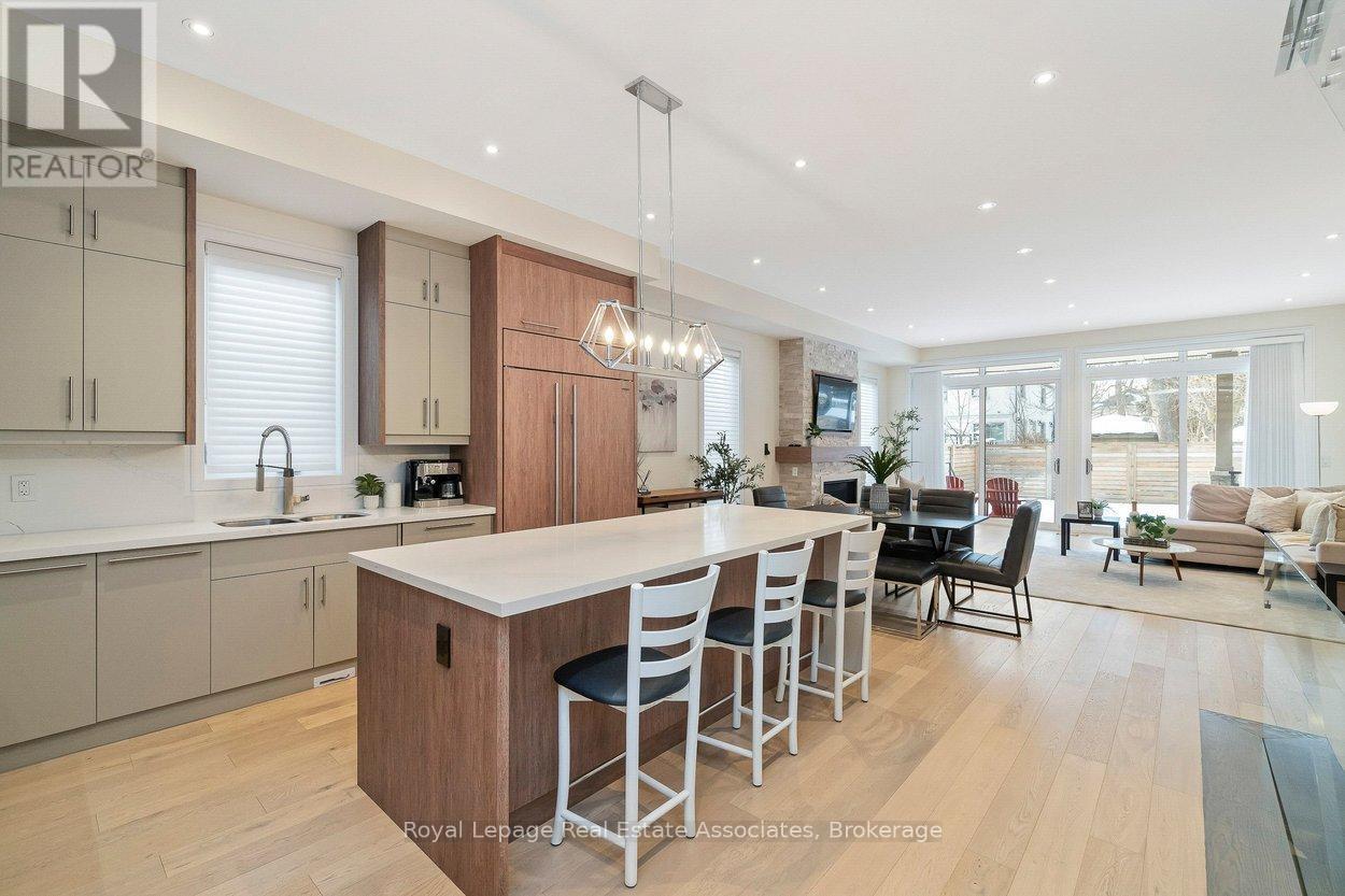 Kitchen - 63 Troy Street, Mississauga, ON - Indoor