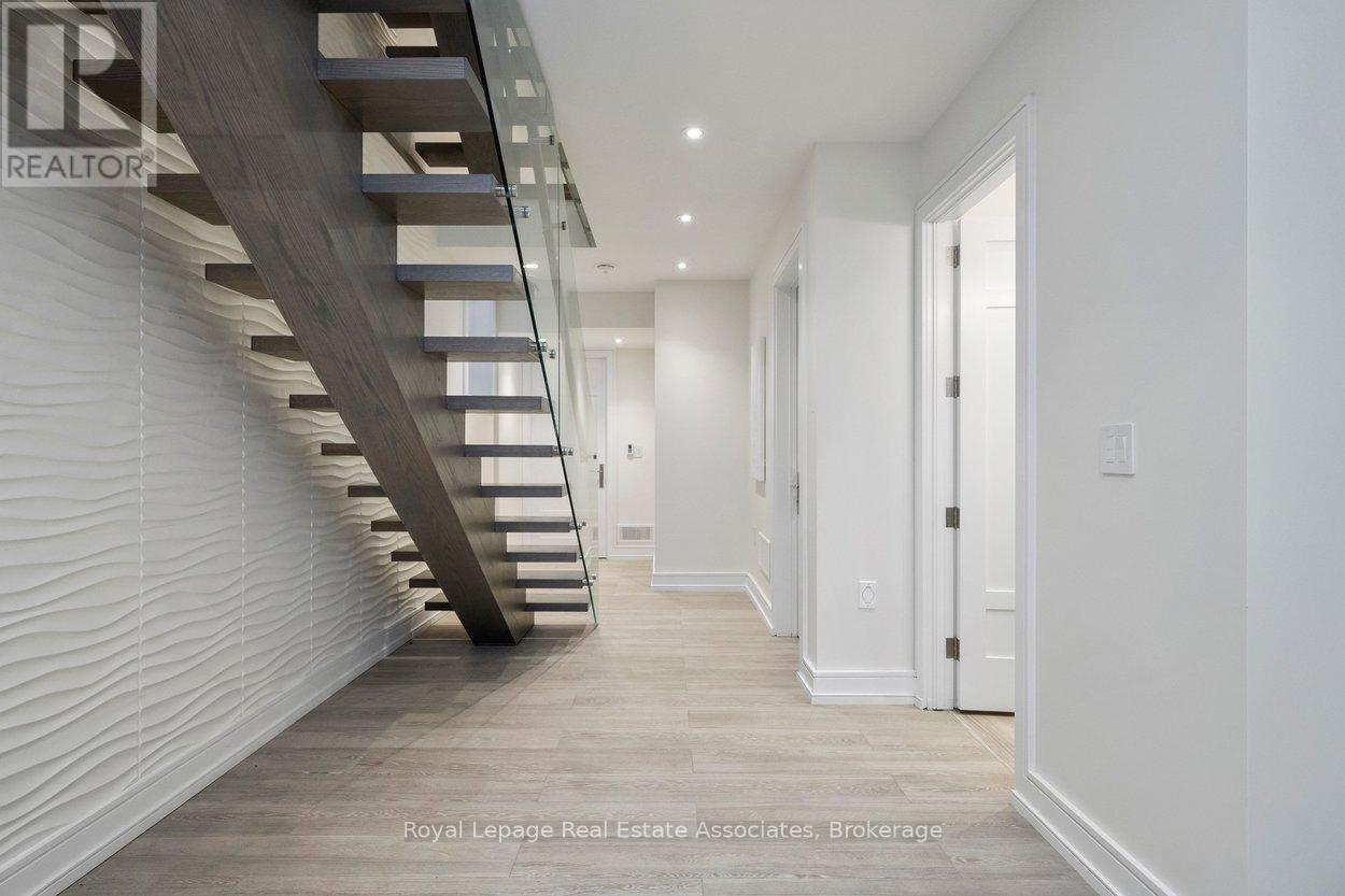 Hallway - 63 Troy Street, Mississauga, ON - Indoor Photo Showing Other Room