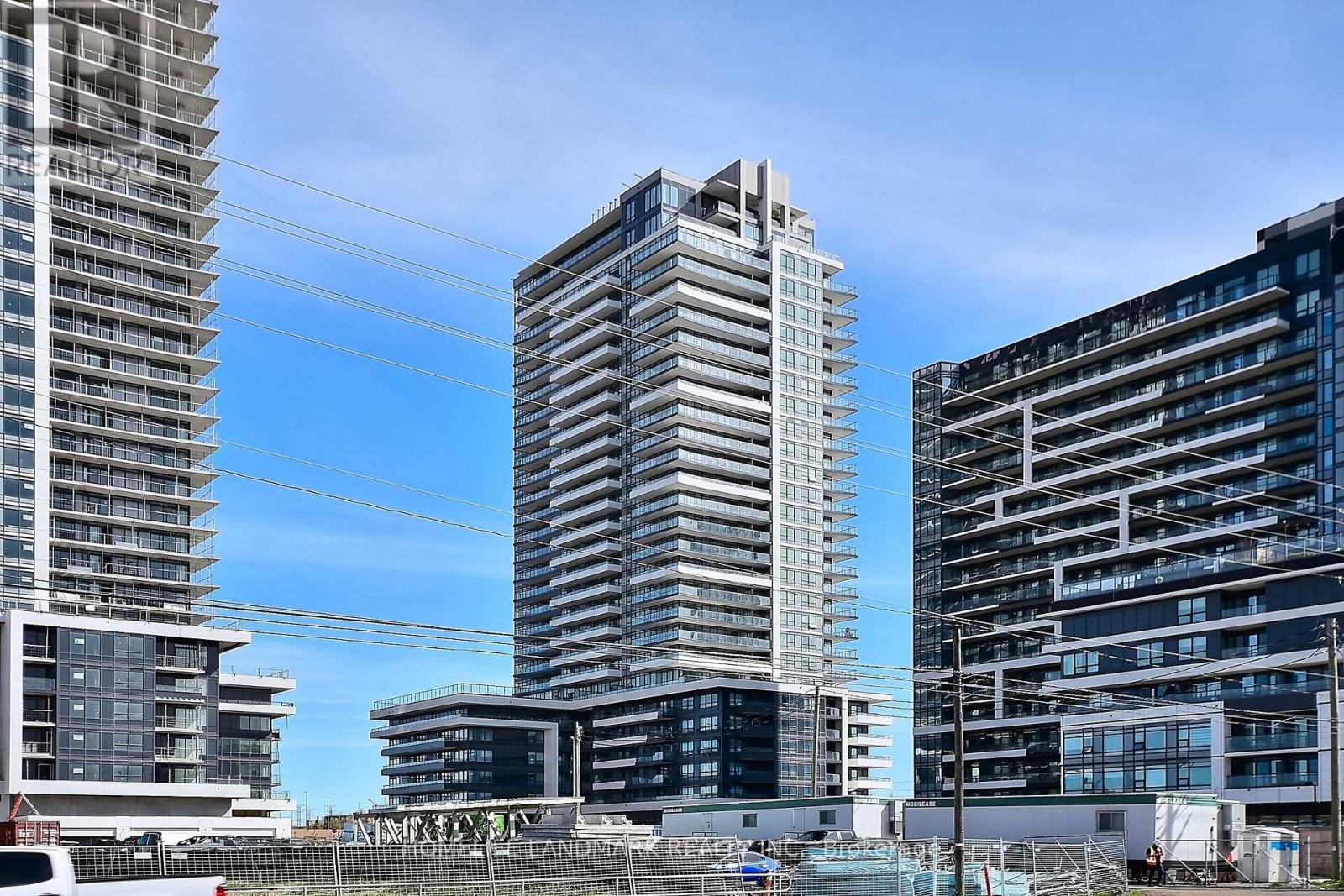 1707 - 1455 Celebration Drive, Pickering, ON - Outdoor With Facade