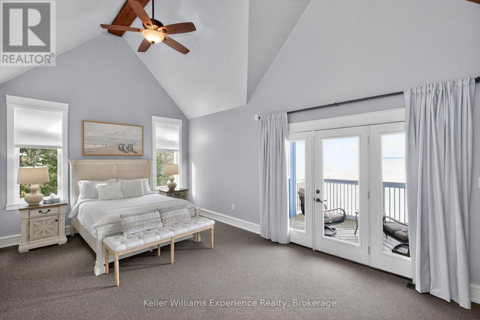 1749 Champlain Road, Tiny, ON - Indoor Photo Showing Bedroom