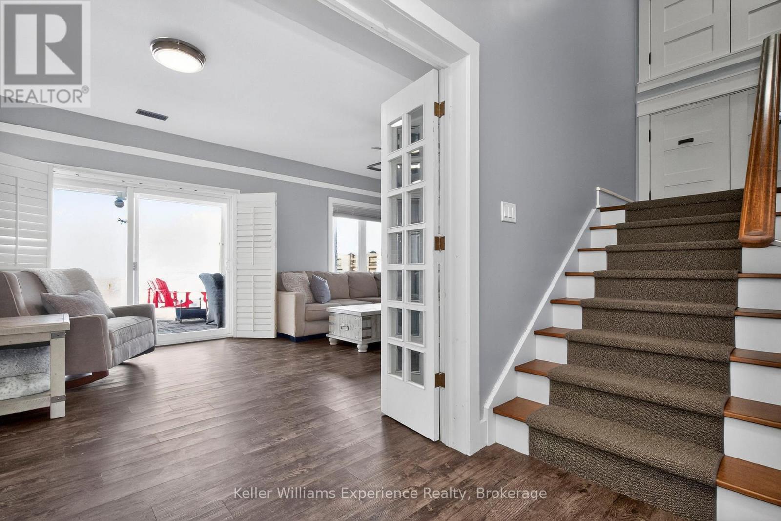 1749 Champlain Road, Tiny, ON - Indoor