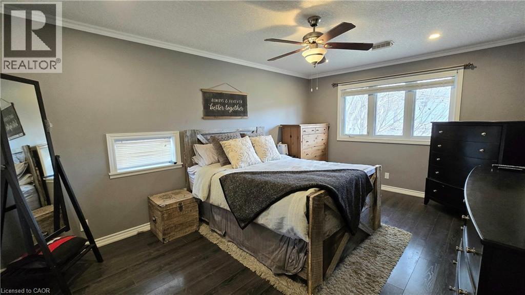 101 Lang Crescent, Kitchener, ON - Indoor Photo Showing Bedroom