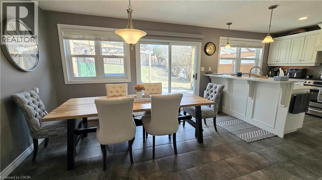 101 Lang Crescent, Kitchener, ON - Indoor Photo Showing Dining Room