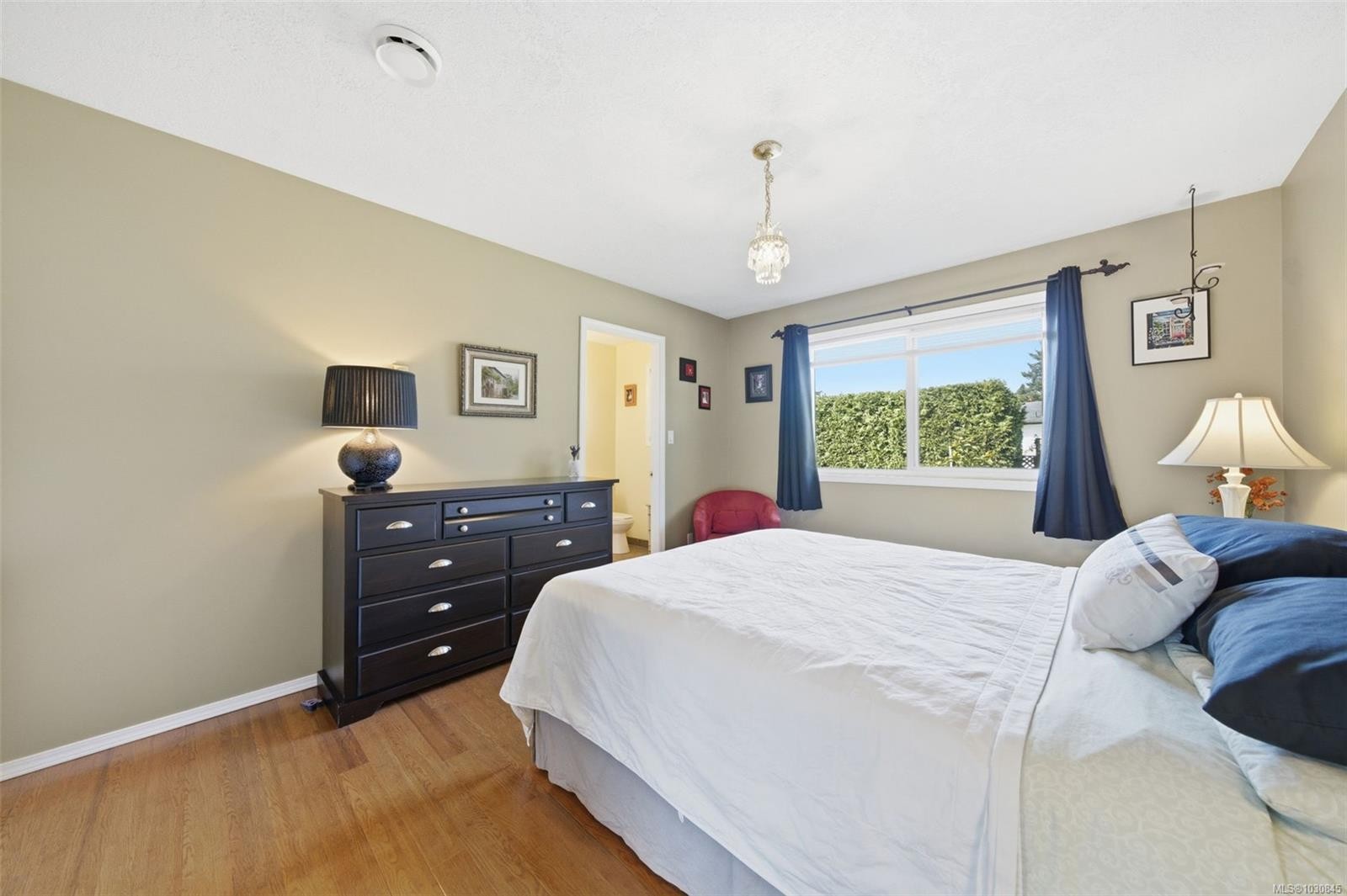 6728 Eakin Dr, Sooke, BC