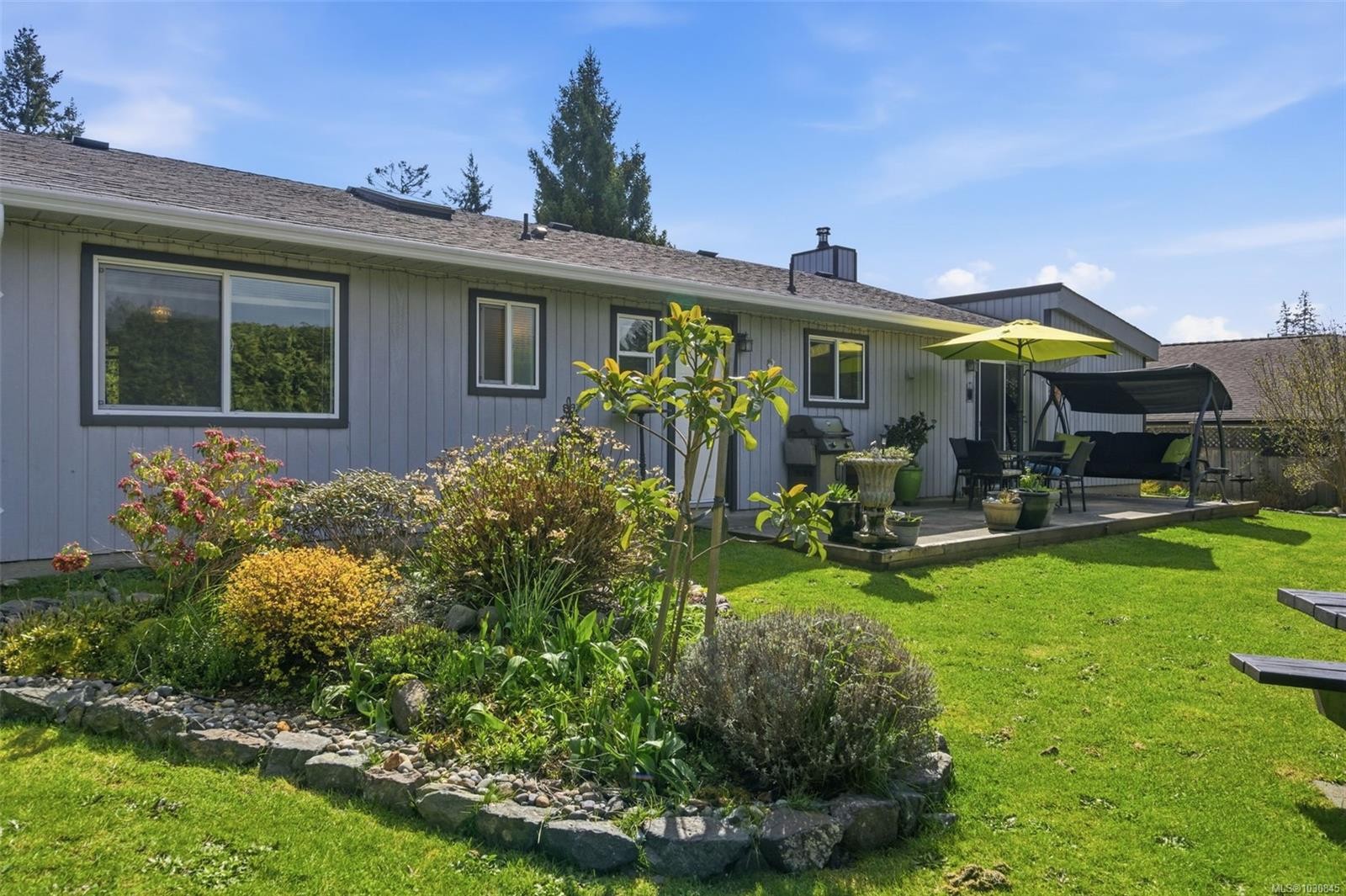 6728 Eakin Dr, Sooke, BC