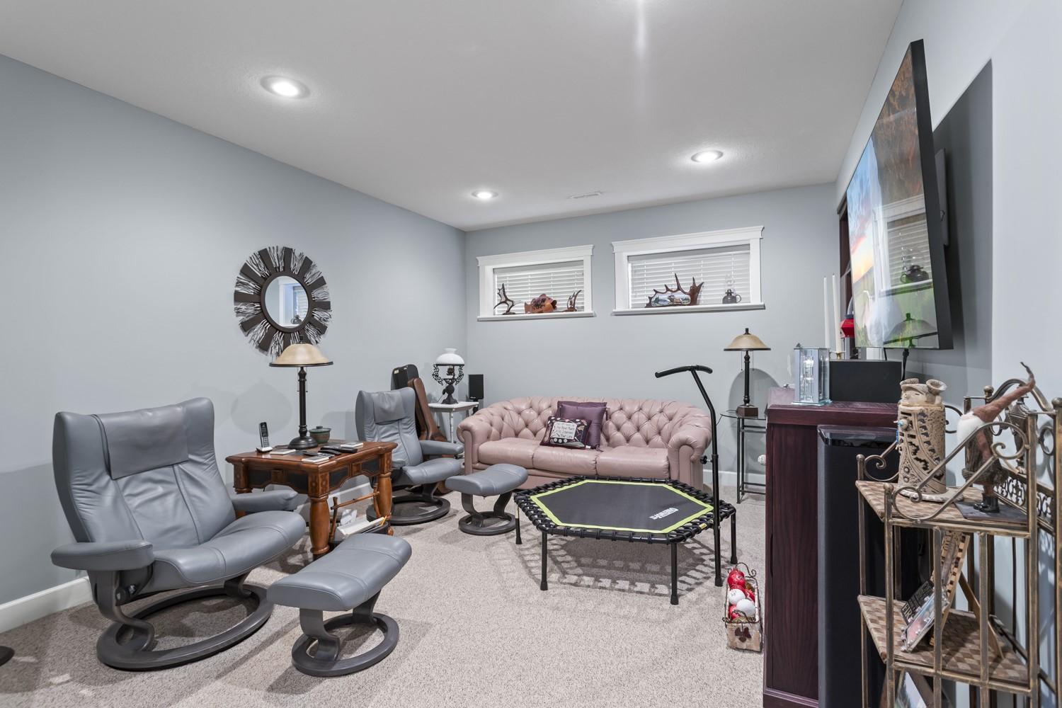 18-420 20Th Avenue, Creston, BC - Indoor