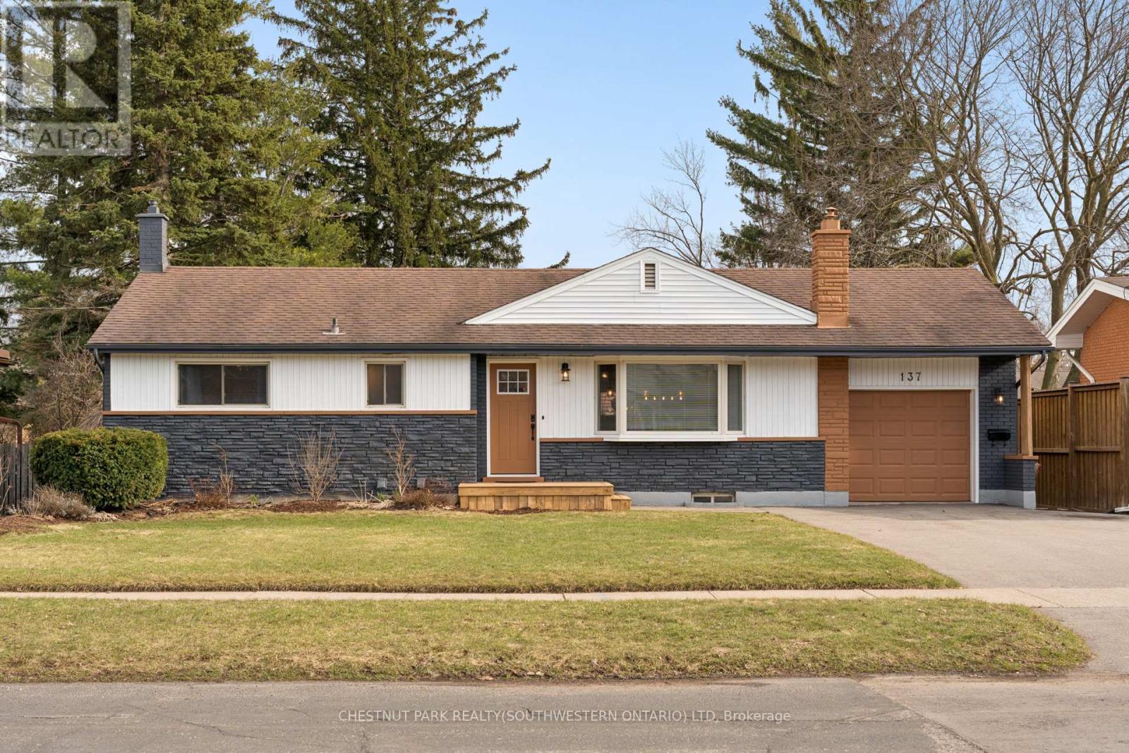 137 Donald Street, Kitchener, ON - Outdoor With Facade