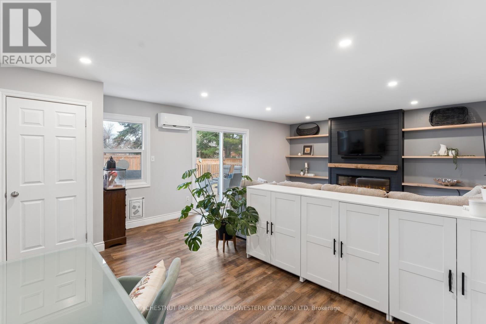 137 Donald Street, Kitchener, ON - Indoor