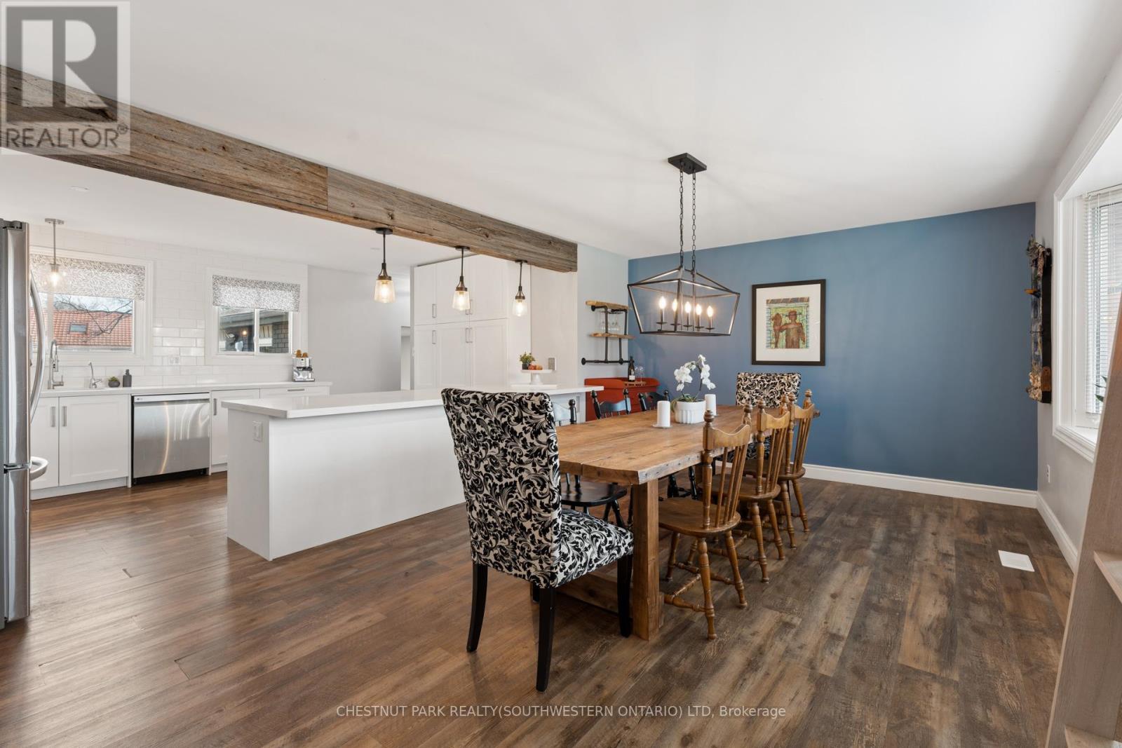137 Donald Street, Kitchener, ON - Indoor Photo Showing Dining Room