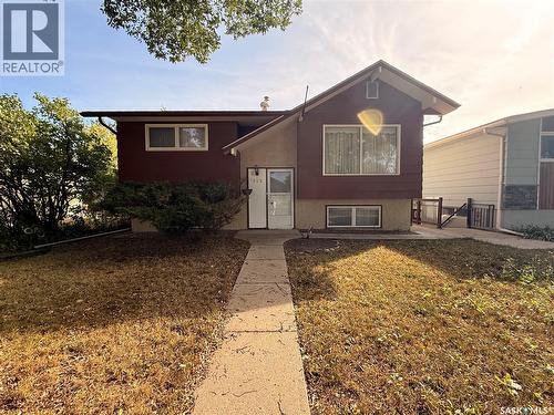 522 4th STREET W  Shaunavon, SK S0N 2M0