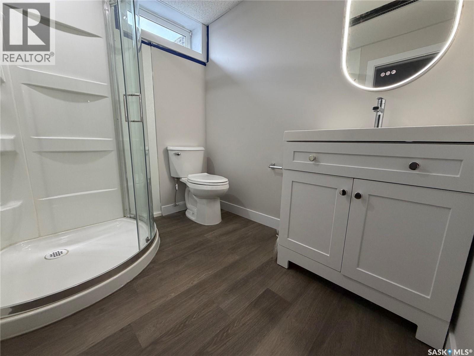60 Ritchie Crescent, Regina, SK - Indoor Photo Showing Bathroom