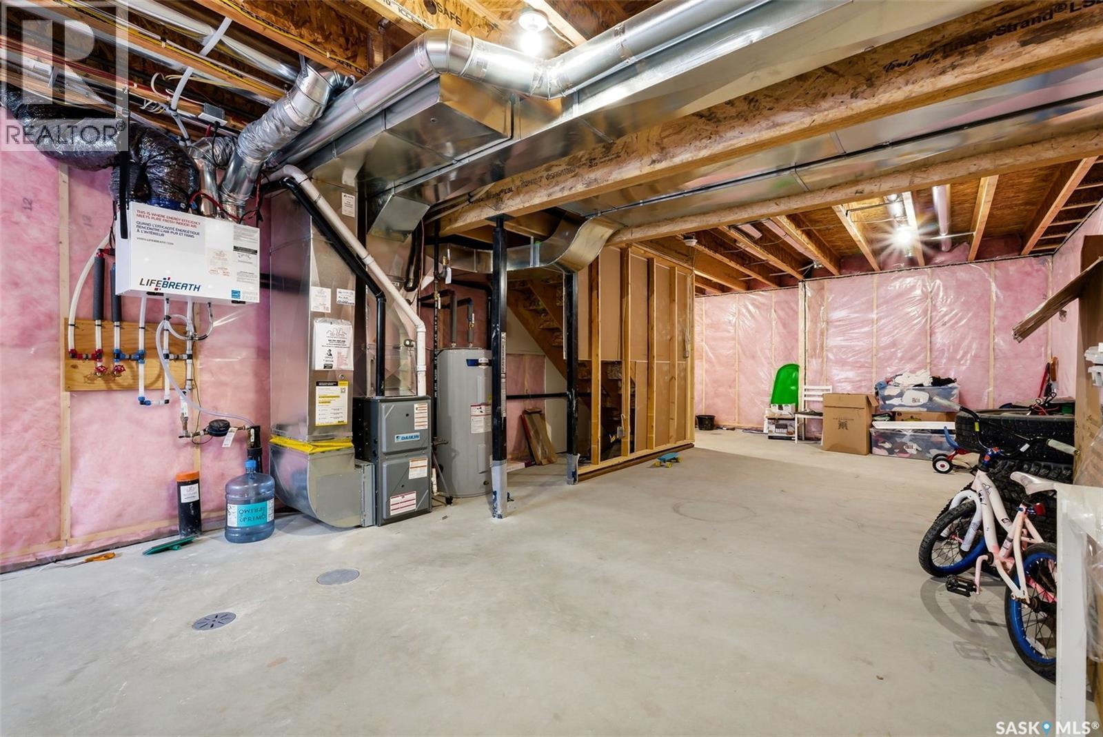 4736 Buckingham Drive E, Regina, SK - Indoor Photo Showing Basement